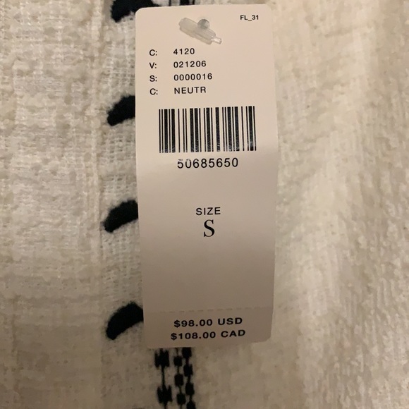 NWT Anthropology gorgeous brand new Dolan skirt Size small creme & white piping - Picture 3 of 3